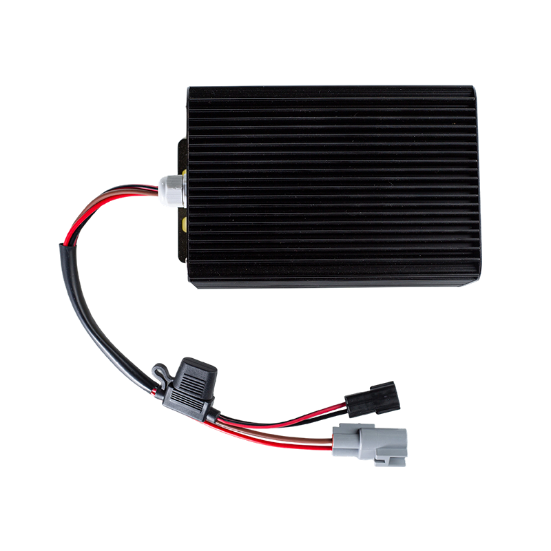 Kecekapan Tinggi Output Stabil IP65 Tahan Habuk Tahan Minyak DC80V Input Lebar Kenderaan Forklift Modul Langkah Turun Voltan DC-DC