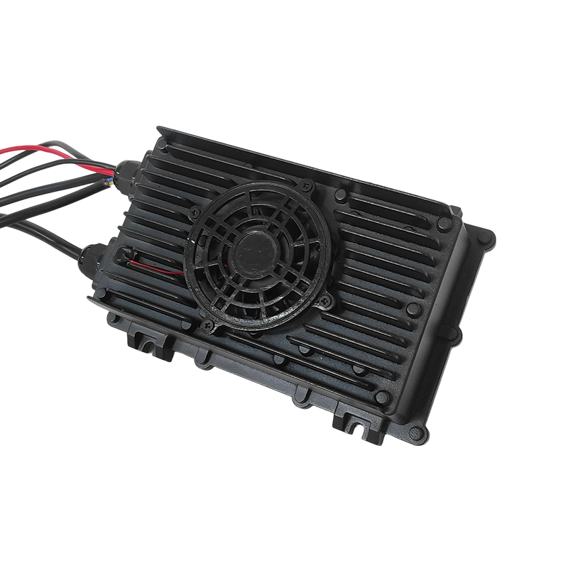 Pengecas Bateri Dalam Papan 360W untuk Forklift & Kenderaan Industri